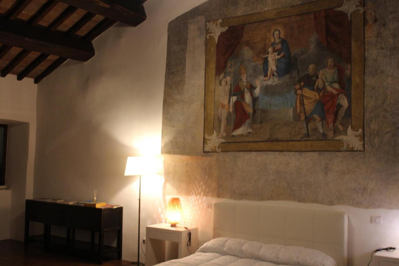 Il Castello Di Campello Lejlighedshotel Campello sul Clitunno Eksteriør billede