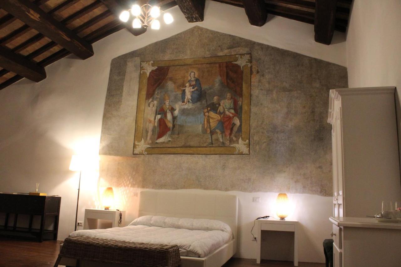 Il Castello Di Campello Lejlighedshotel Campello sul Clitunno Eksteriør billede