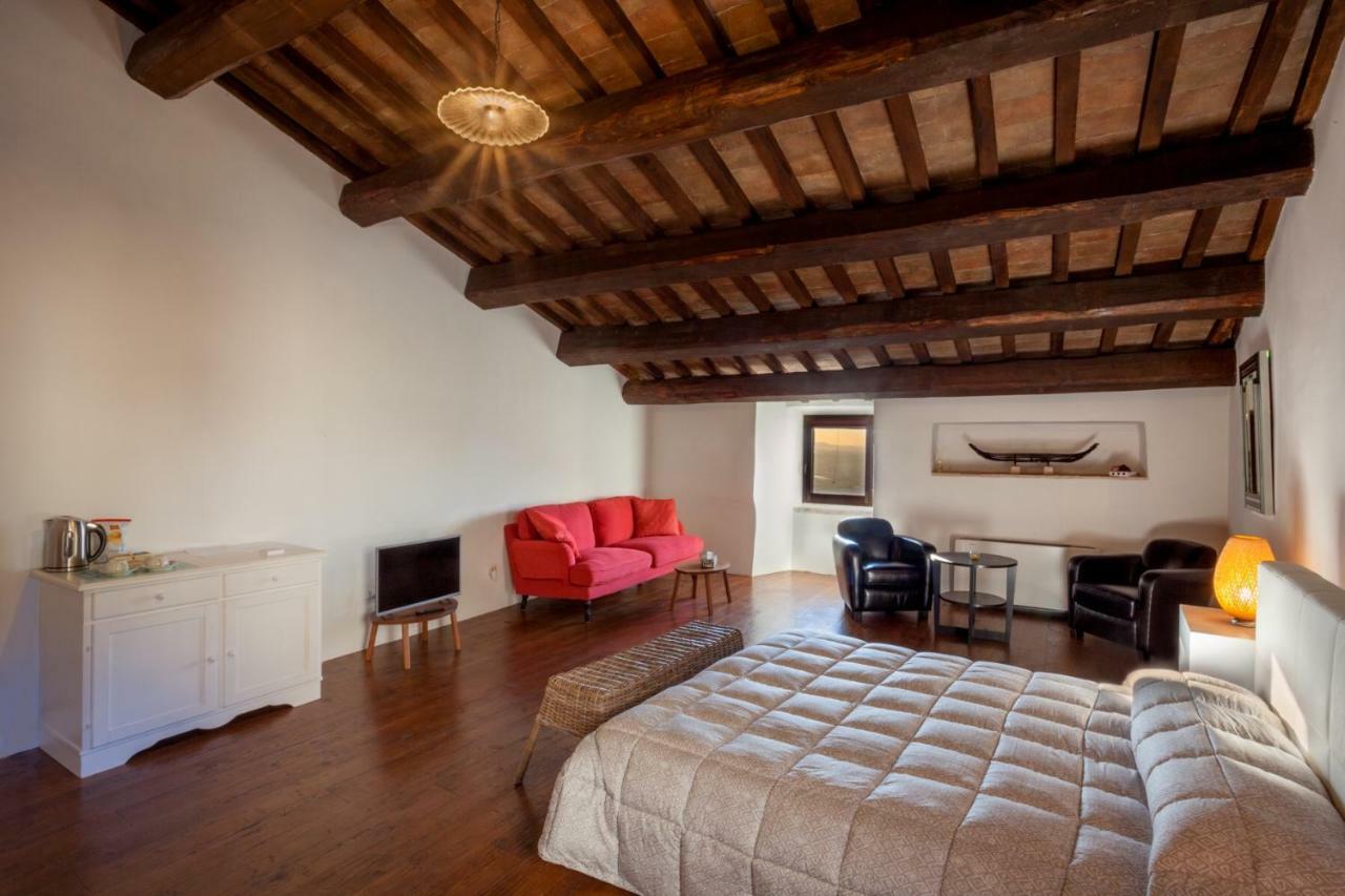 Il Castello Di Campello Lejlighedshotel Campello sul Clitunno Eksteriør billede