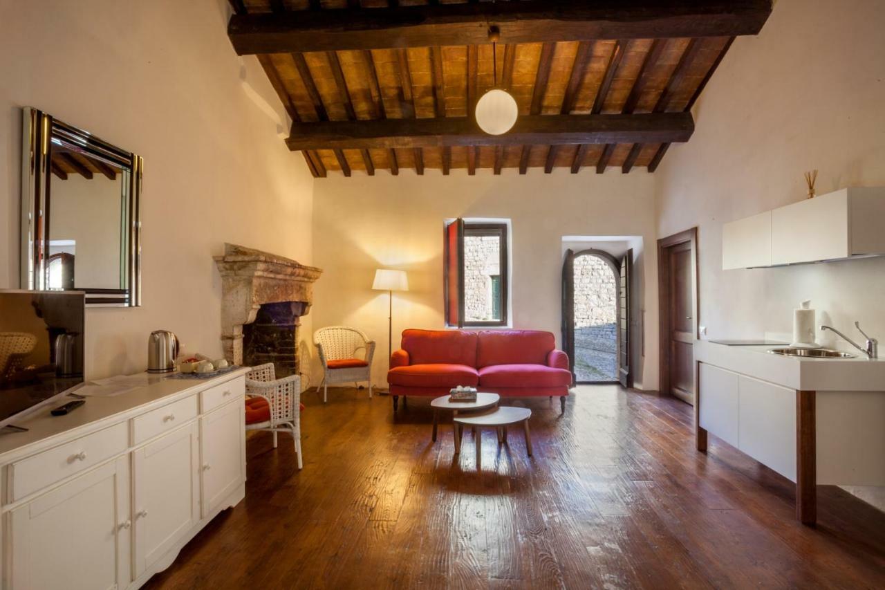 Il Castello Di Campello Lejlighedshotel Campello sul Clitunno Eksteriør billede