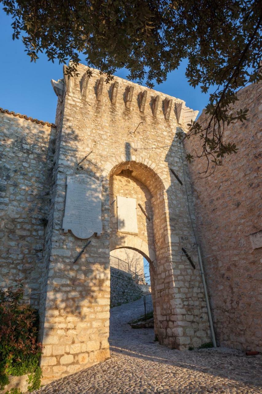 Il Castello Di Campello Lejlighedshotel Campello sul Clitunno Eksteriør billede